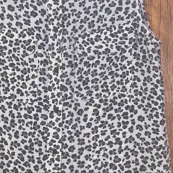 Equipment Femme Silk Animal Print Blouse, SP - Picture 5 of 10